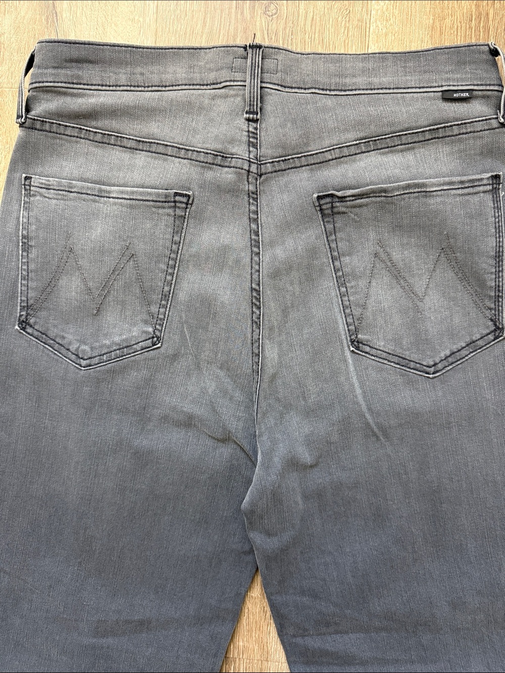 MOTHER Light Gray High-Rise Denim Jeans - Picture 8 of 8